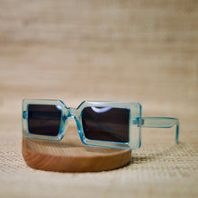 Load image into Gallery viewer, Lucia Sunglasses
